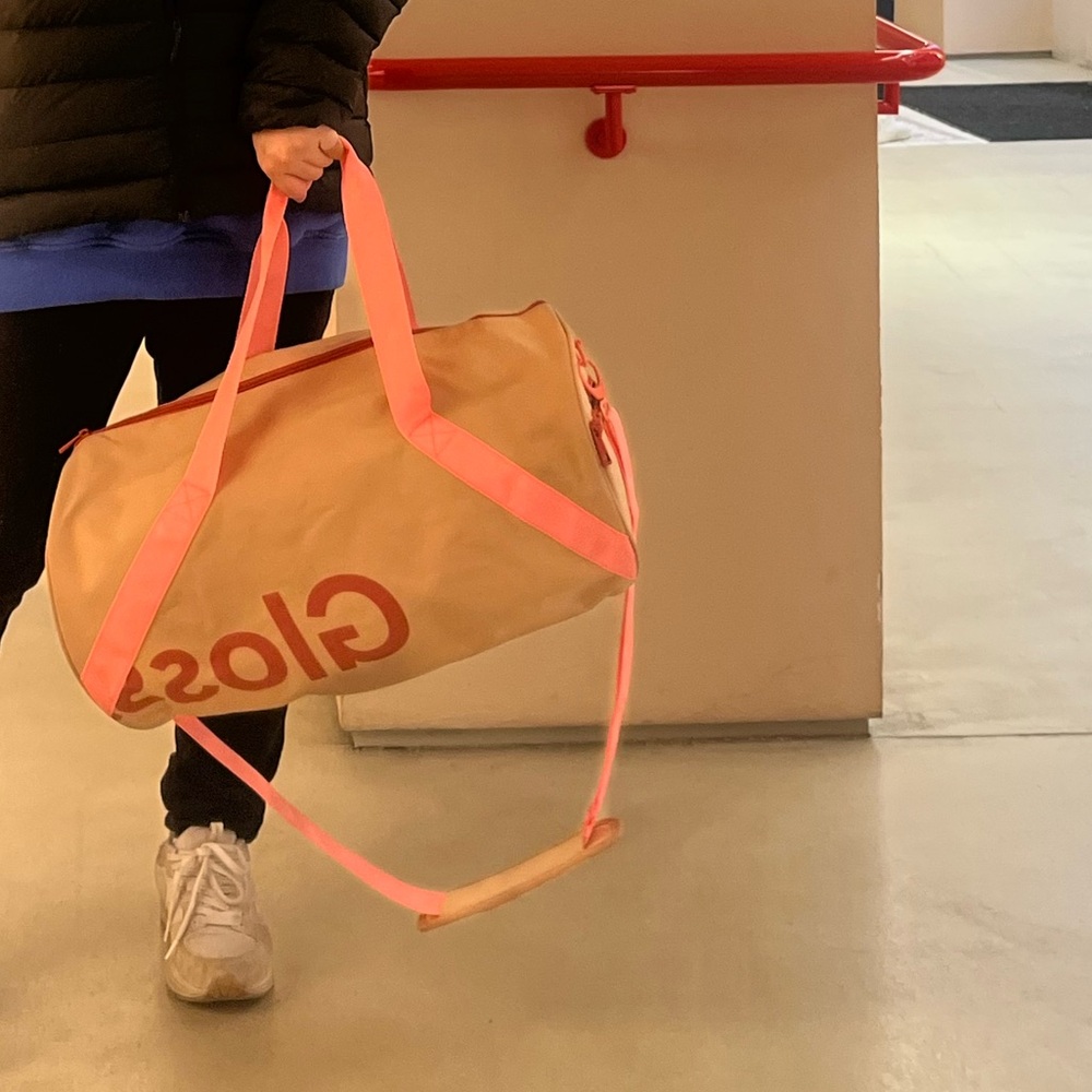 Glossier Tan and Pink Duffel Bag - Picture 10 of 10
